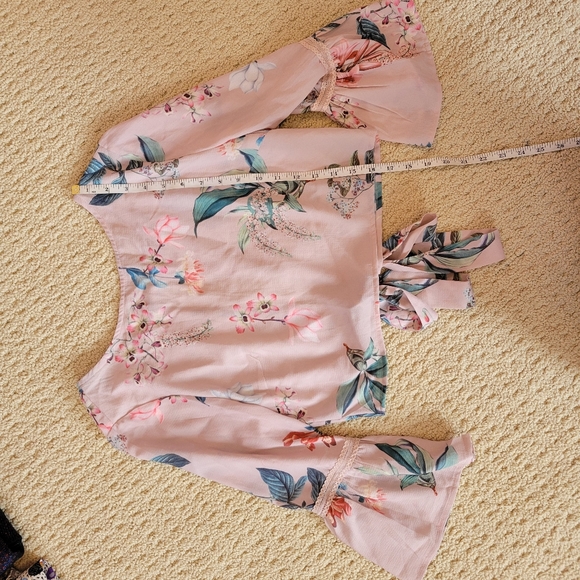 Evie Floral tie-back cropped blouse - Picture 7 of 8